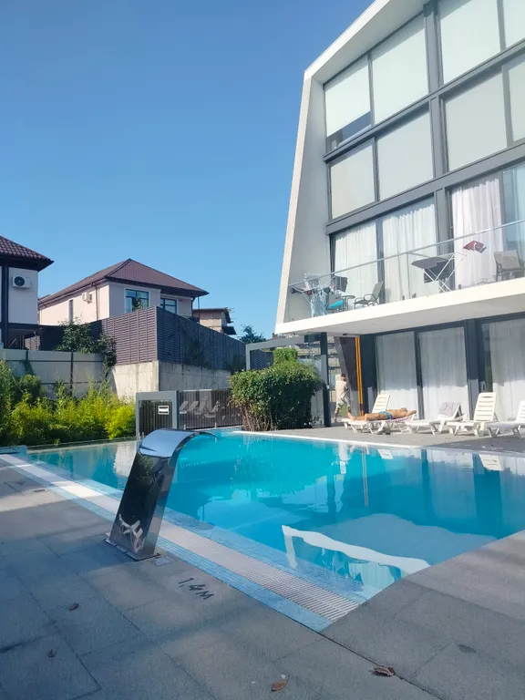 Апартамент с круглогодичным теплым бассейном