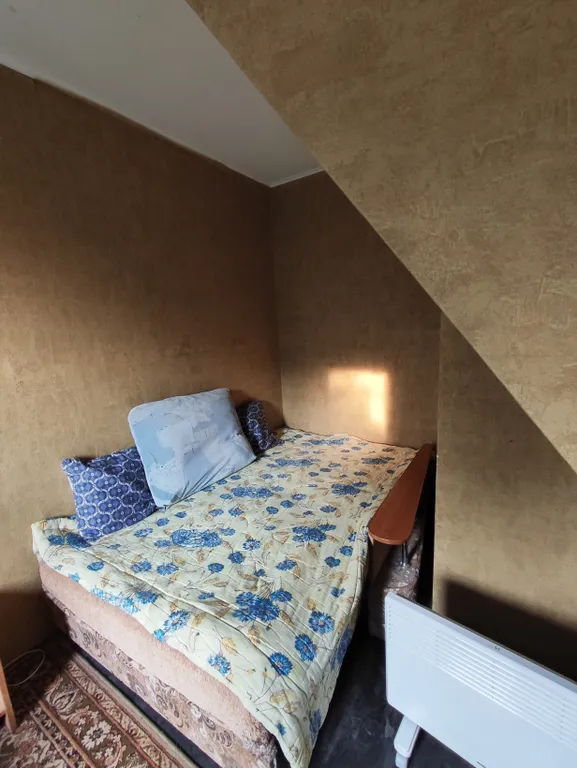 Домик на озере Синара