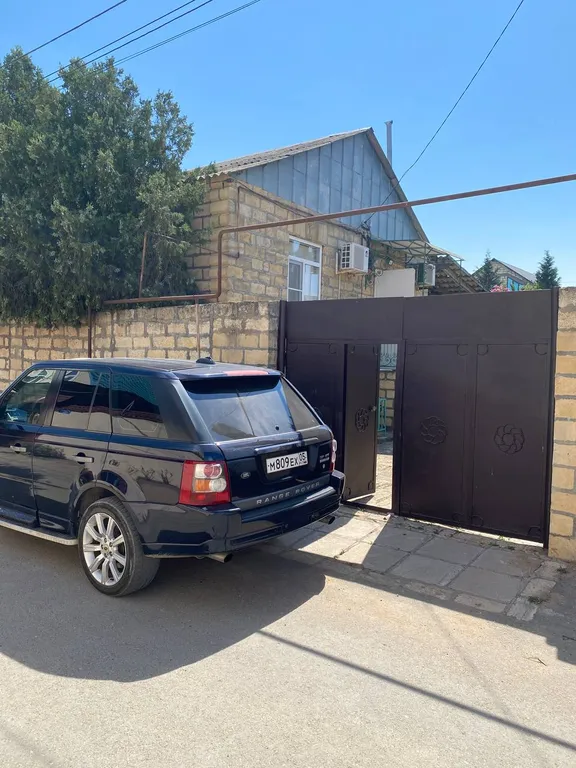 Уютный дом на берегу моря