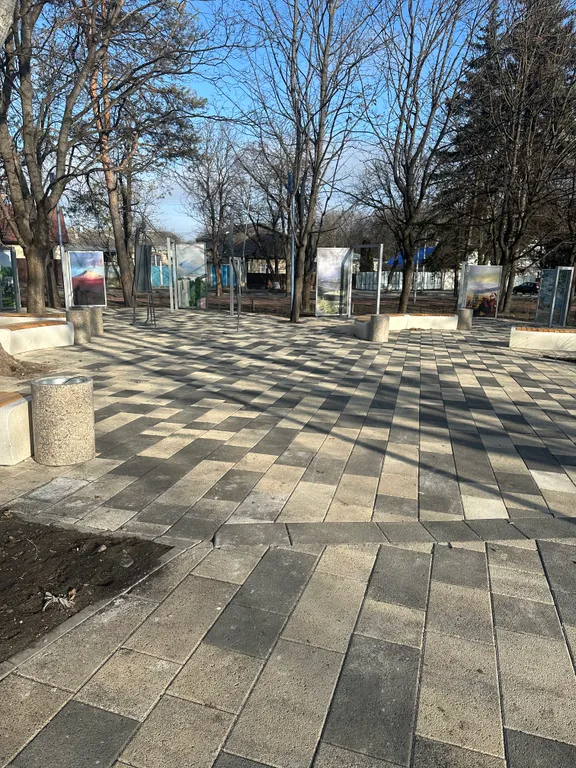 Уютная квартира с панорамным видом на горы , около нового сквера