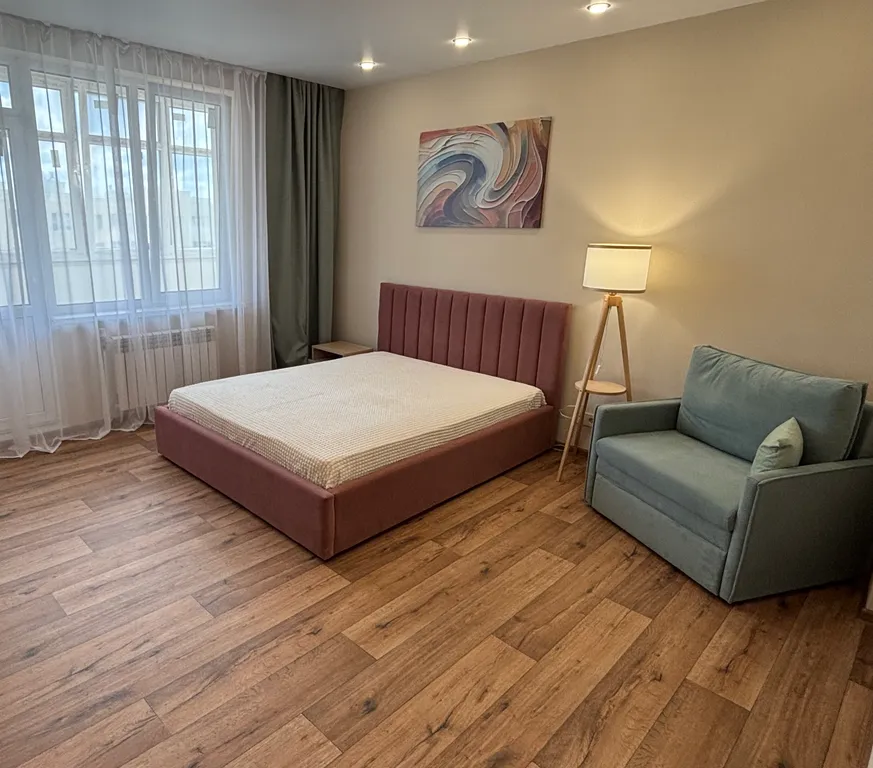 Просторная новая 2-комнатная квартира рядом с Кремлем