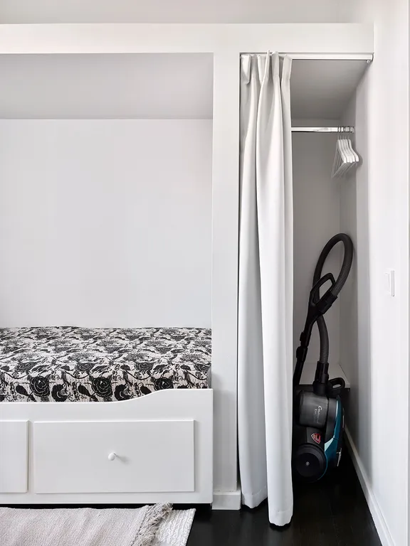 Квартира 4-комнатная Квартира — Санкт-Петербург