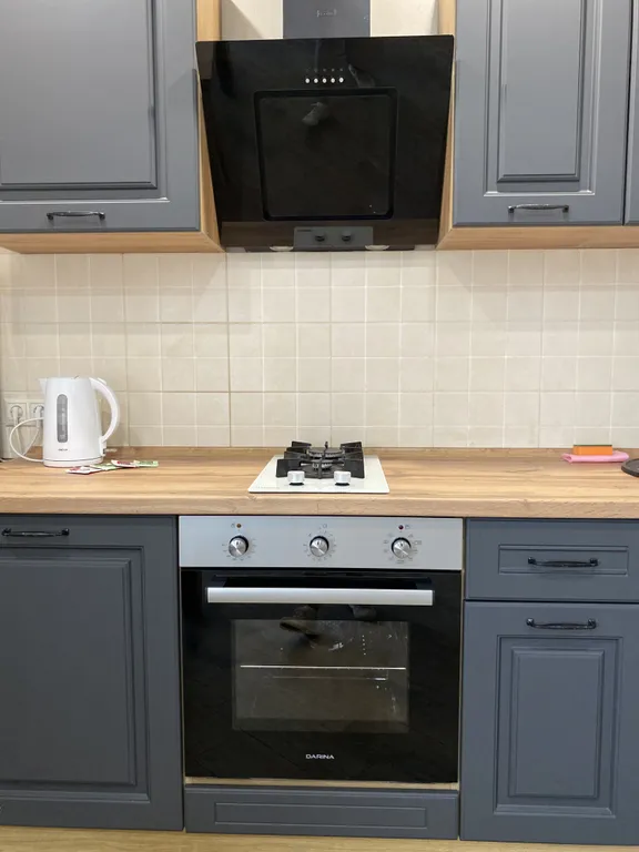 Евродвухкомнатный апартамент с балконом и видом на пик Аибга