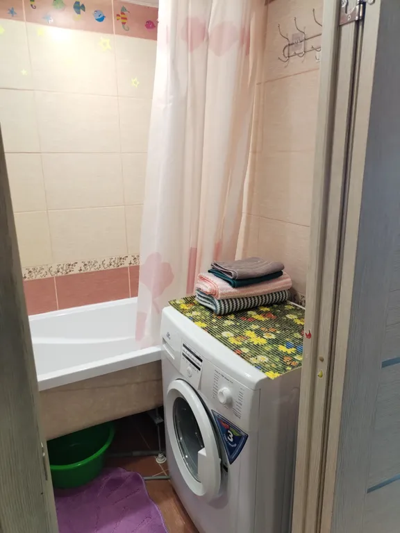 ТЦ Трио, Мега, Ледовый дворец