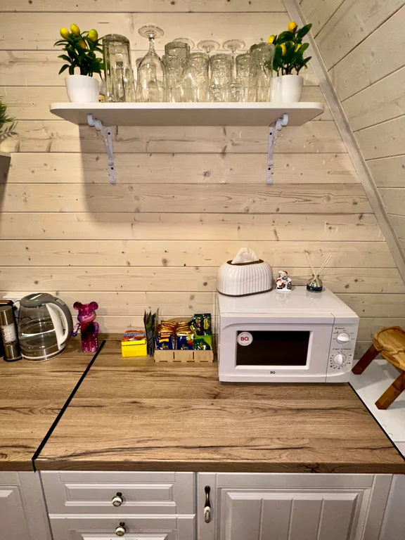 Глэмпинг у реки