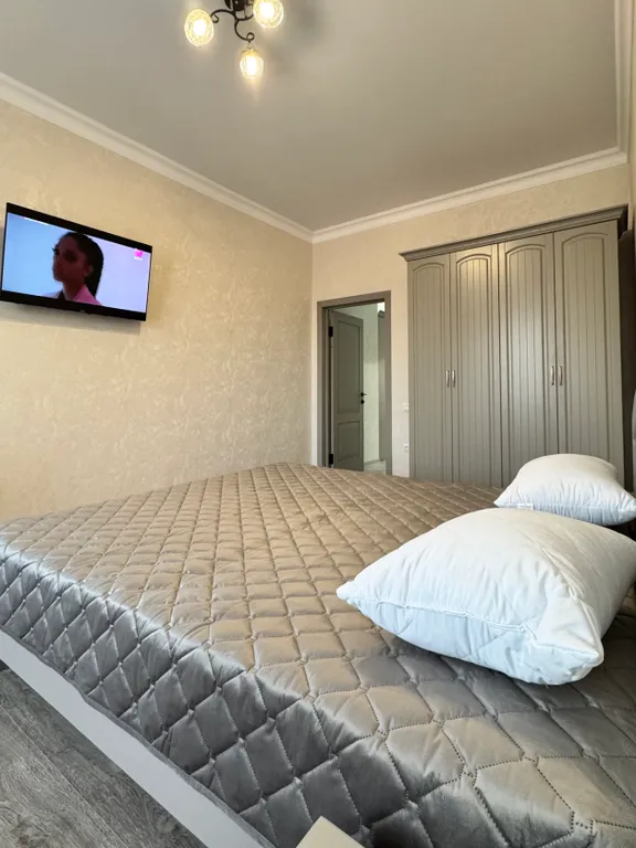 Двухкомнатная квартирас в элитной новостройке у парка