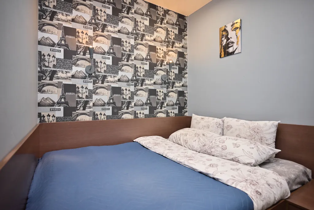 Квартира Квартира с 3-мя раздельными спальными местами возле жд вокзала — Красноярск