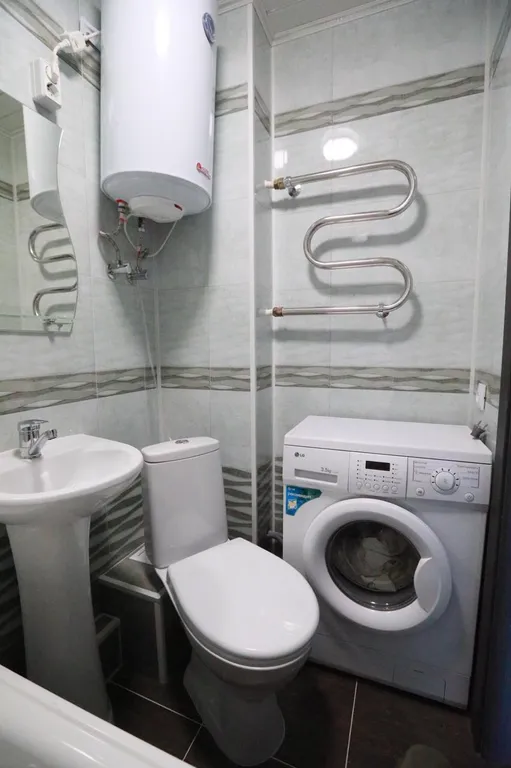 Гостинка с евро ремонтом в центре