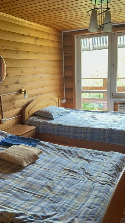 Уютный номер на 2 человека с раздельными кроватями и с завтраком