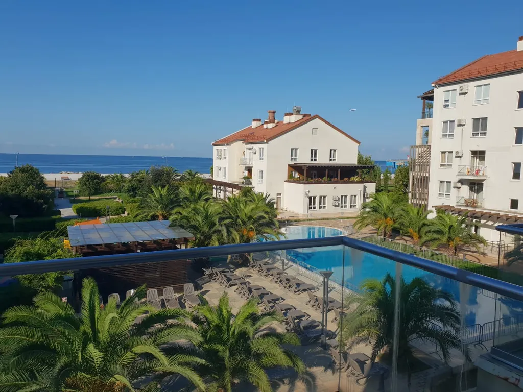 Апартаменты с видом на море и балконом №302