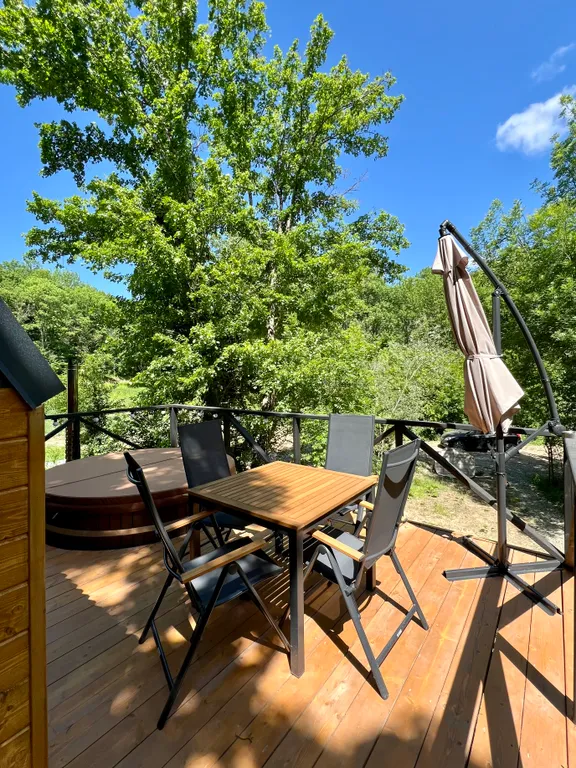 Коттедж Уютный дом с джакузи в лесу недалеко от Краснодара — Северская