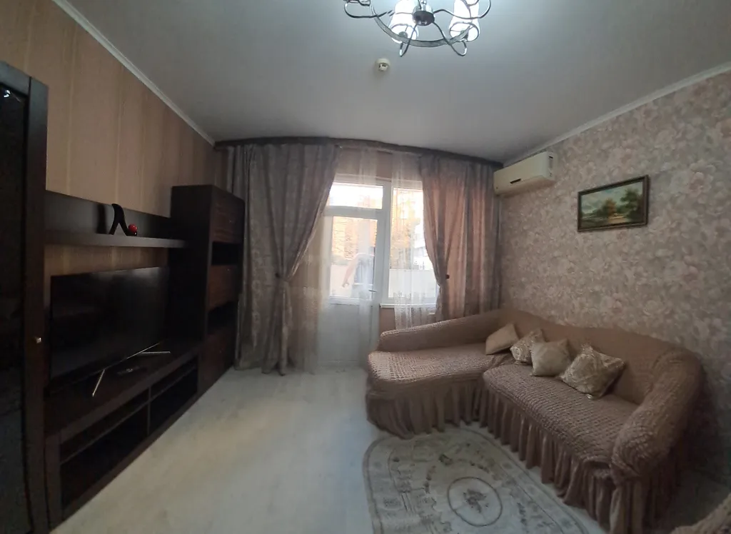 Квартира Уютная комфортабельная 3-комнатная квартира — Адлер