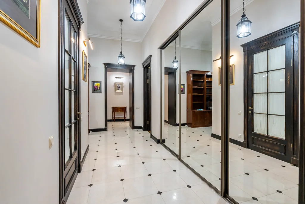 Квартира рядом с Исаакиевским собором