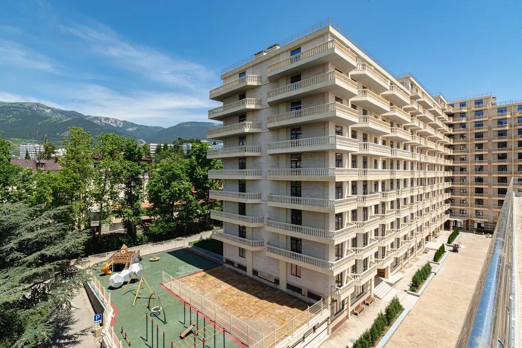 Студия, квартира с балконом в центре