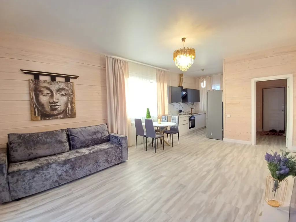 Уютный дом в современном стиле рядом с гоночной трассой на Новой Риге