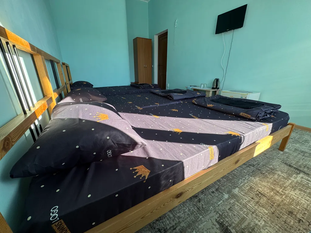 Уютный номер с видом на горы