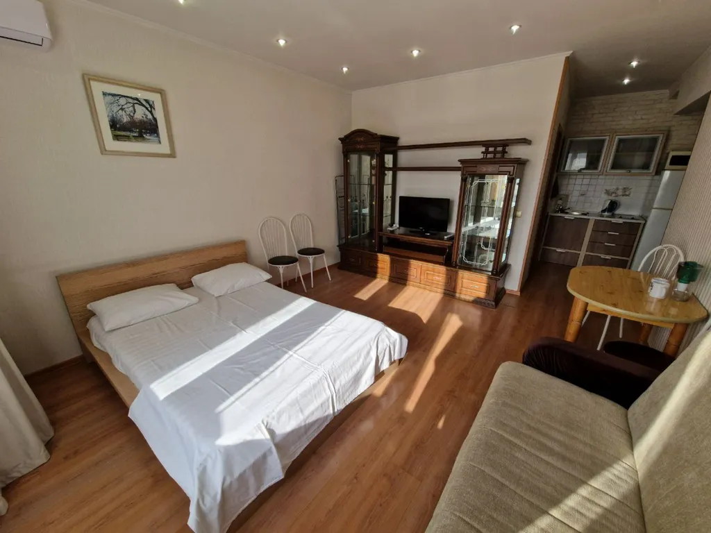 Студии 35кв. м до 4 человек