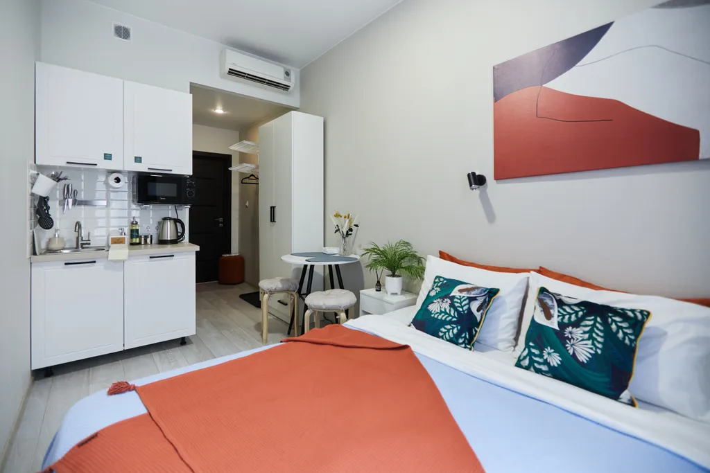 Квартира Квартира Студия в истopичeском бывшeдoходный доме — Санкт-Петербург