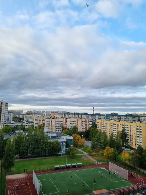 Квартира у метро Комендантский проспект