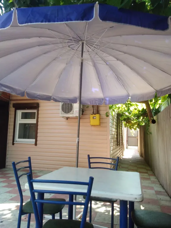 Коттедж Отдельный дом на первой береговой линии — Ейск