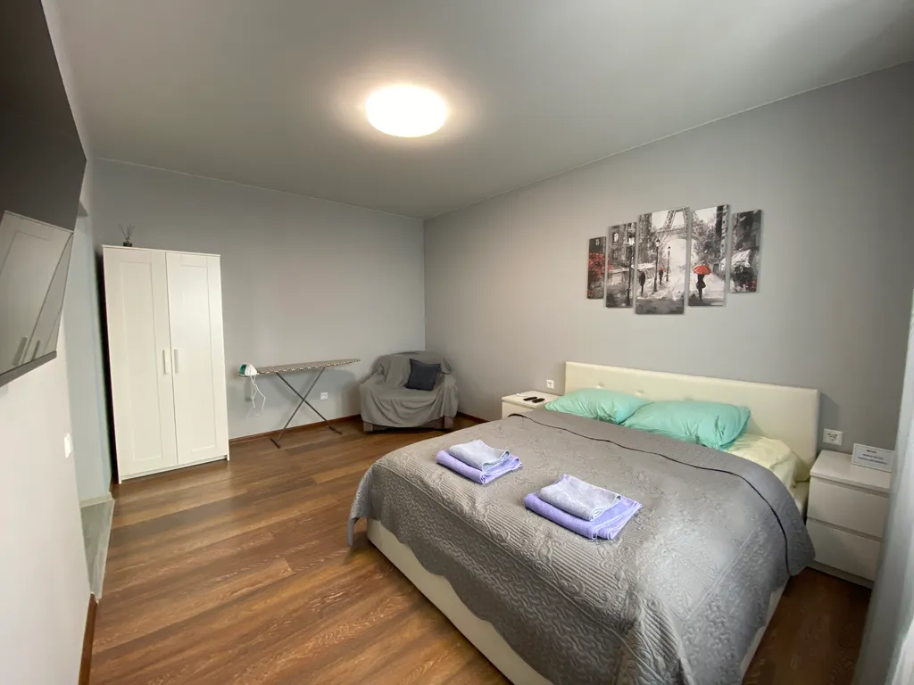 Светлая однушка на высоте с потрясающим видом