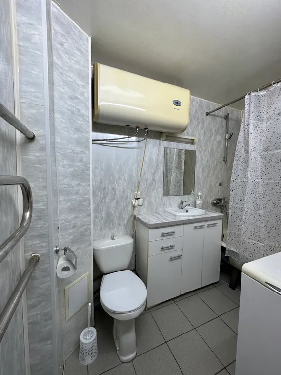 Квартира с двумя раздельными комнатами в центре