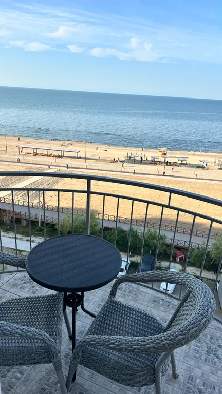 Шикарная новая квартира у моря, на первой береговой линии