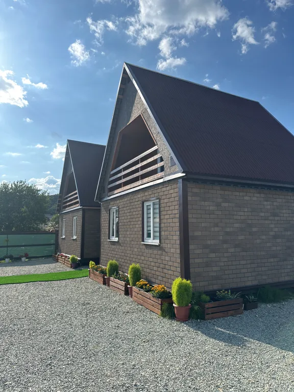 Уютный дом с бассейном