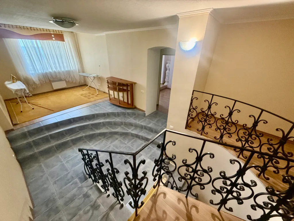 Вилла на берегу моря