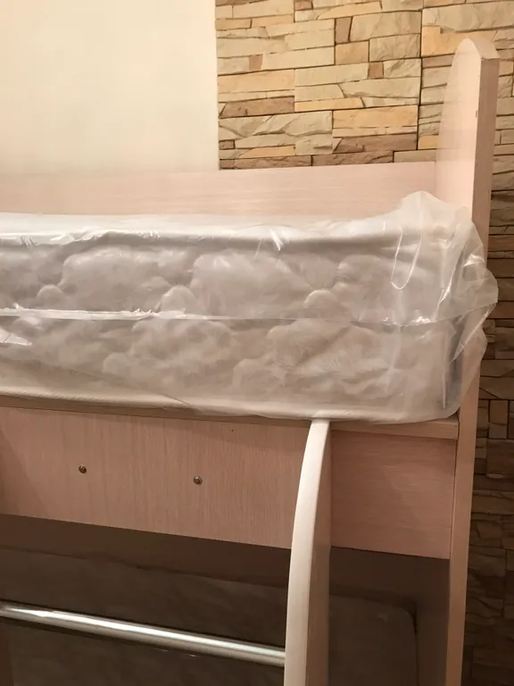 Половина дома с отдельным входом, с садом на берегу Чёрного моря