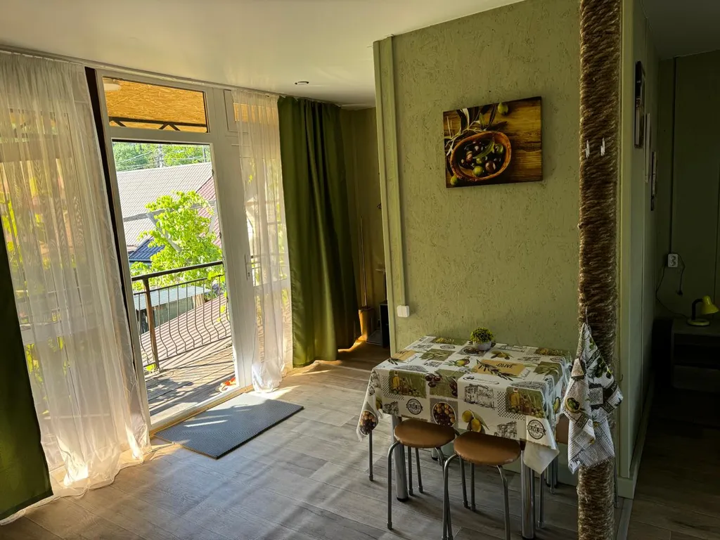 Шикарная студия у моря с 2 балконами