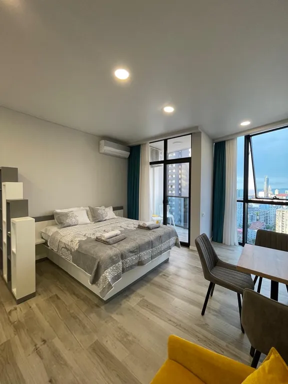 Апартаменты с видом на море и город