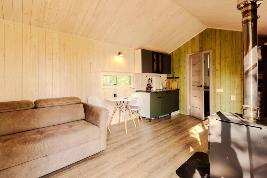 Дом-студия с панорамной стеной на залив Мусталанлахти