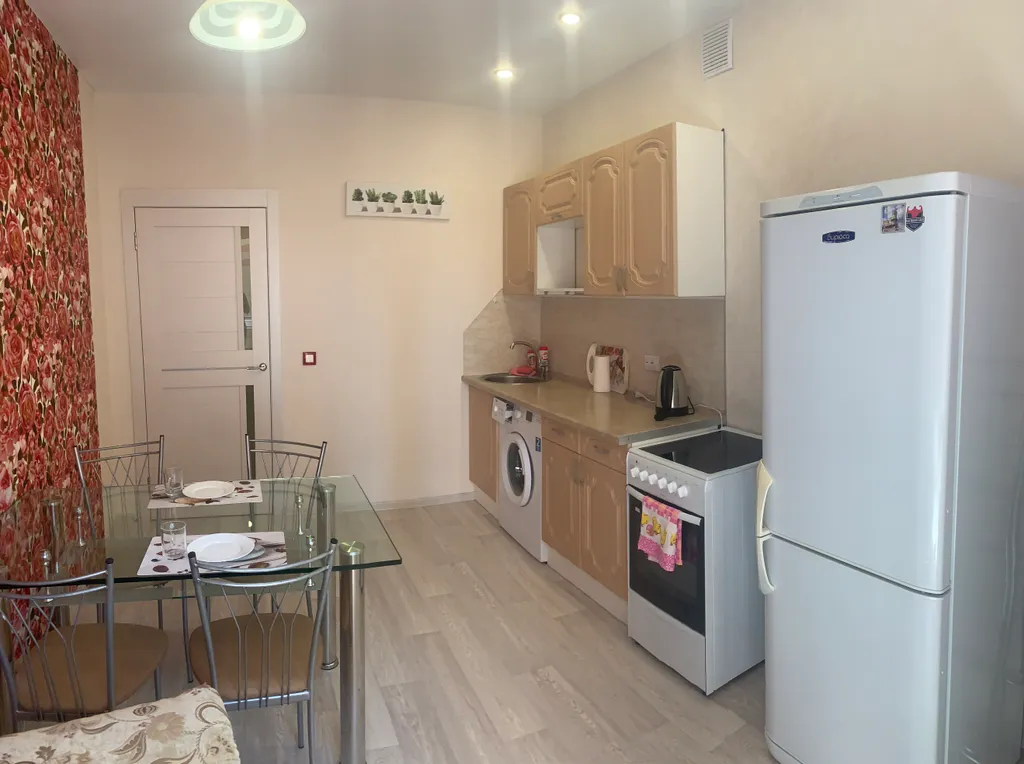 Квартира в центре, ЖД