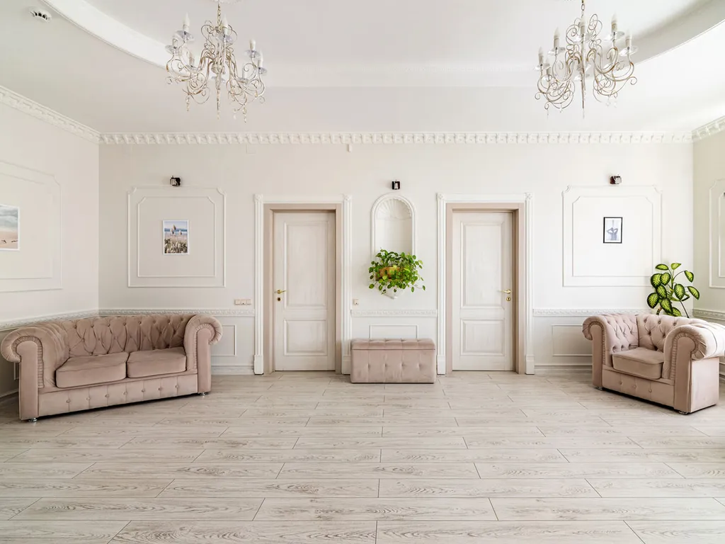 Дом с бассейнами и банкетным залом на Дмитровском шоссе