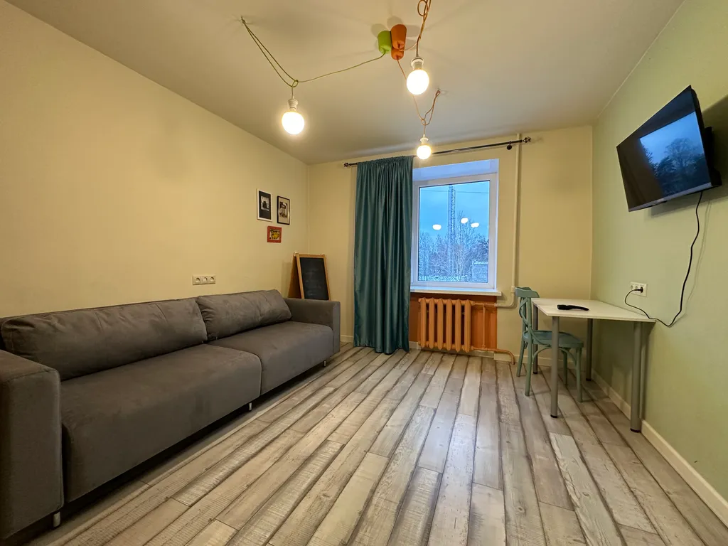 2-комнатная квартира с подвесной качелью в Зеленогорске