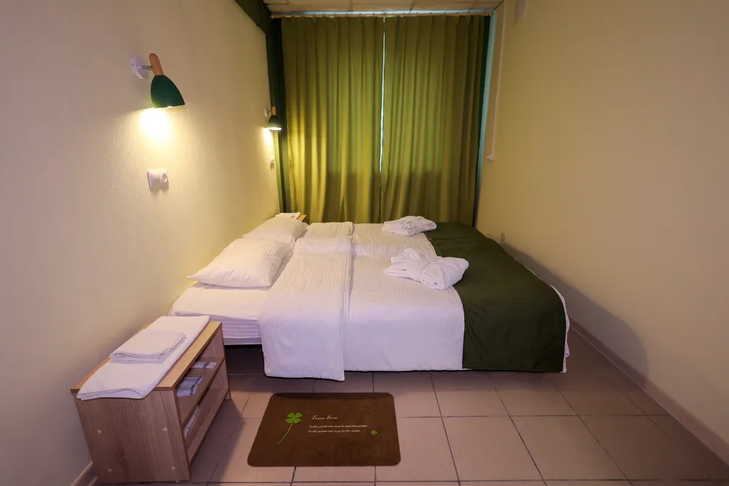 Квартира Комната — аренда посуточно в Саяногорск