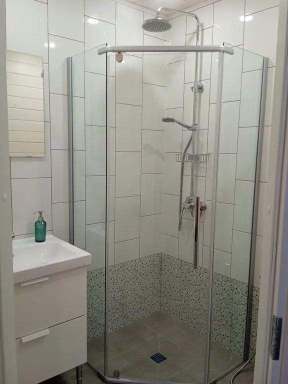 Комфорт Трехместный в коттедже с отдельным входом