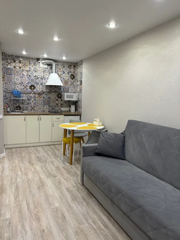 Евродвушка на Возрождения