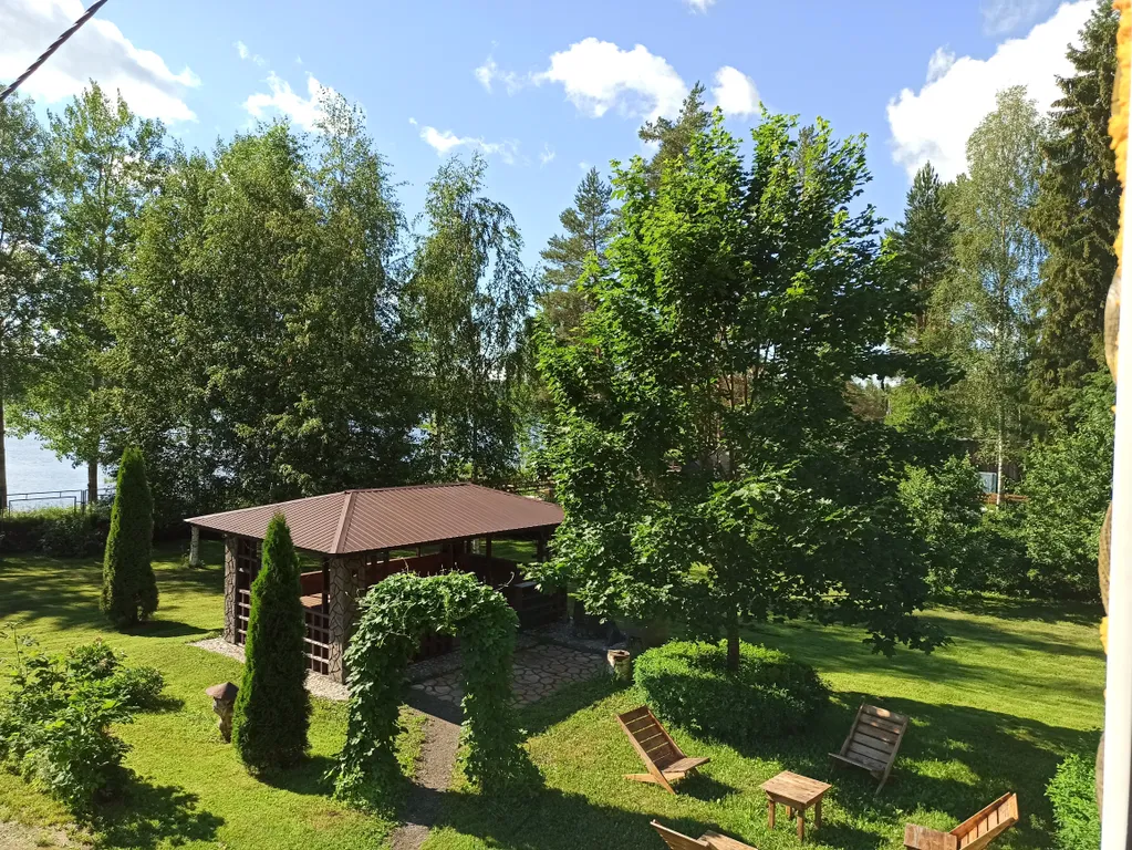 Коттедж Уютный дом на берегу реки — Свирьстрой