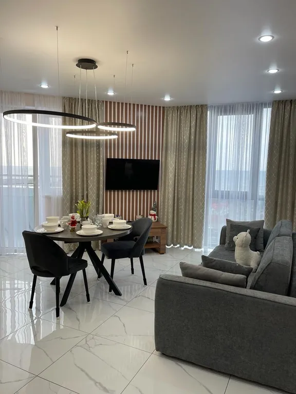 Уютная квартира с потрясающим ремонтом и панорамным видом на море — аренда посуточно в Адлер