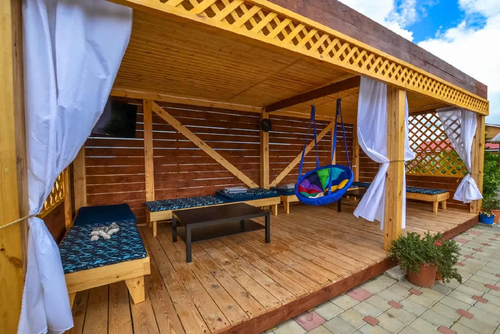 Коттедж Коттедж с террасой у моря — Кучугуры