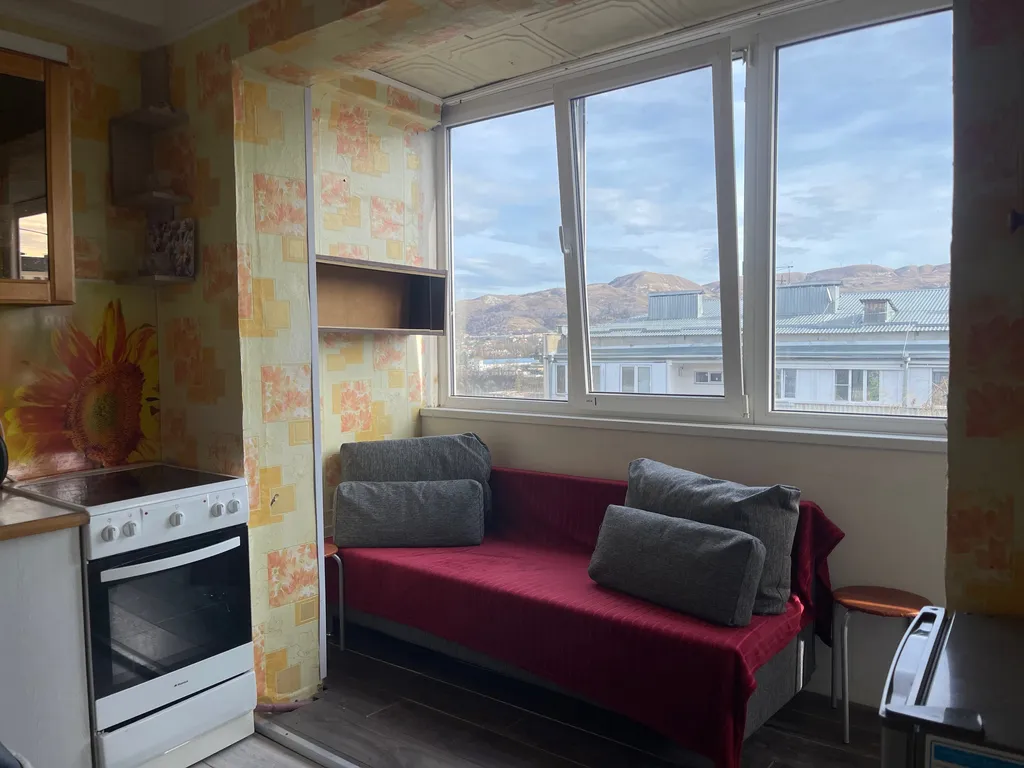 Квартира в центре города с видом на горы