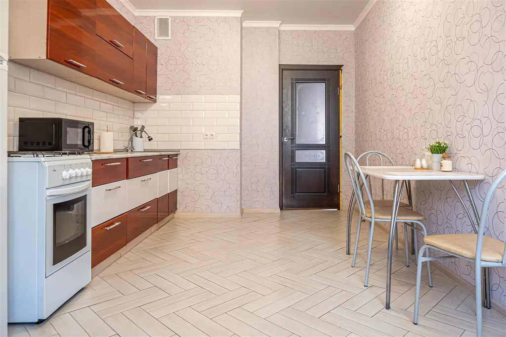 Просторная, чистая с отчетными документами квартира и теплым полом.