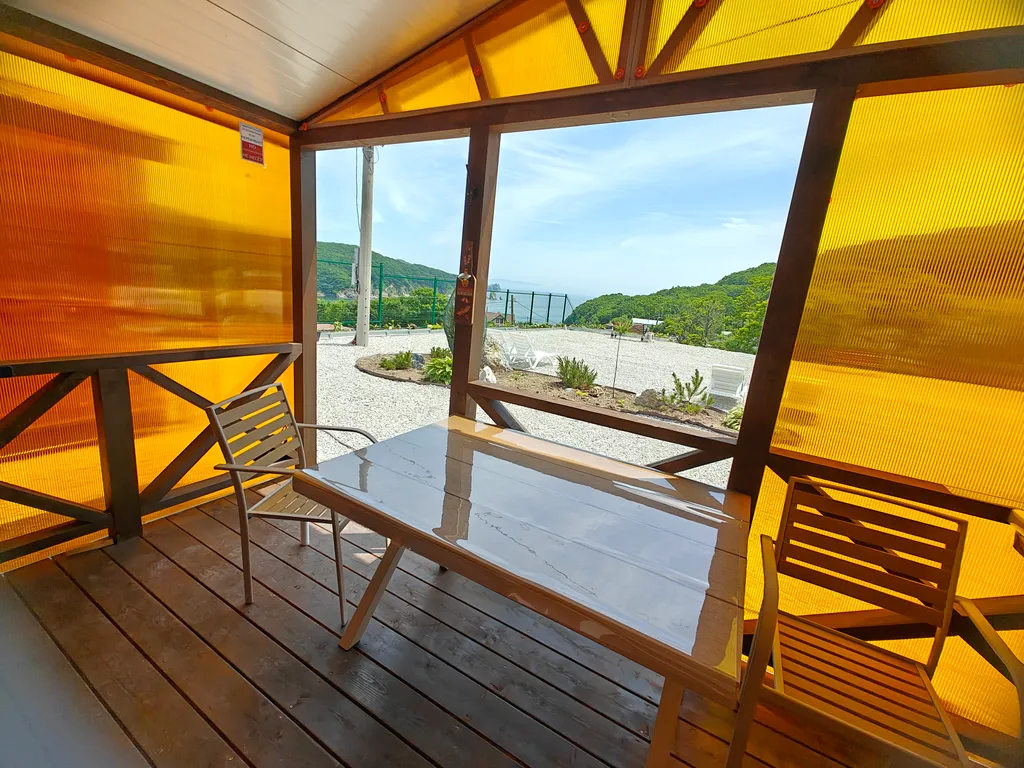 Дом у моря с бассейном