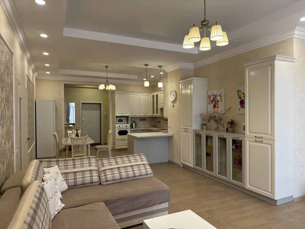 Первая береговая с видом на море и террасой – Толстый мыс