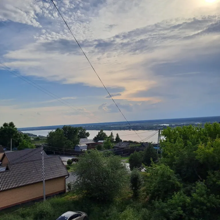 Уютная квартира с прекрасным видом на Иртыш, рядом с Кремлем