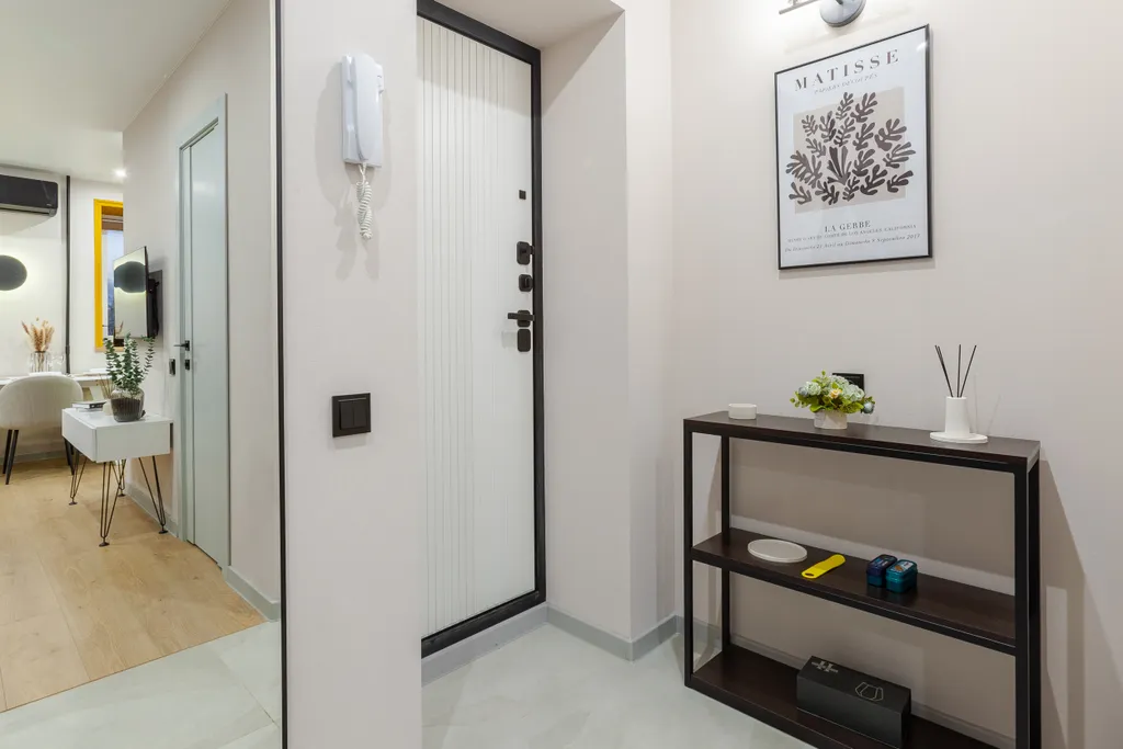 У набережной