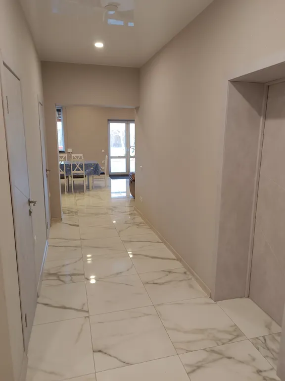 Дом с пятью спальнями в 10 минутах от моря