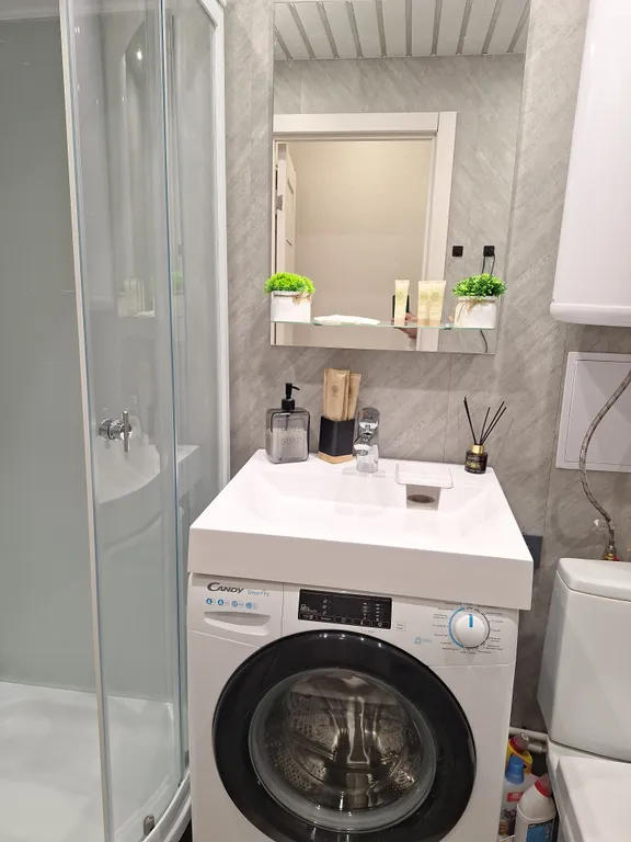 1-комнатная квартира с прекрасным видом из окна